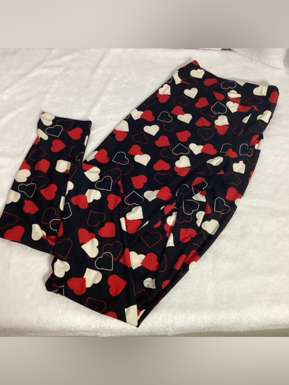 LuLaRoe TC Black with Red & Whites Hearts